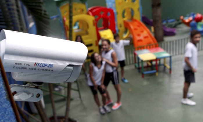 Instalação de câmeras de monitoramento nas Escolas Municipais