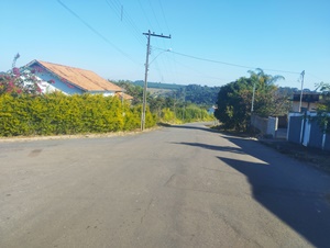 Instalação de redutores de velocidade na Rua Rio de Janeiro