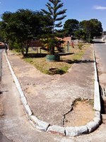 Manutenção no Parque Infantil da Figueira