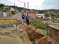 Muro de arrimo na Rua Belo Horizonte