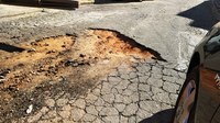 Operação tapa-buracos nos Bairros Parque São João e N. S. de Fátima