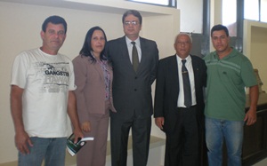 Poderes Públicos se mobilizam contra a PEC 37