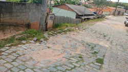 Vereador requer informações sobre construção de muro de arrimo