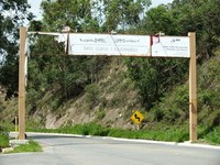 Vereador solicita reparo de portal na entrada da cidade