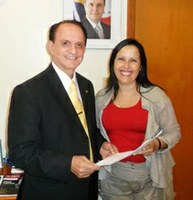 Vereadora solicita recursos para instituições do município